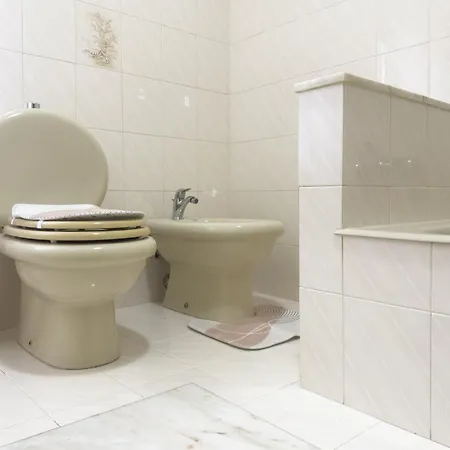 Unit 120 Apartment *