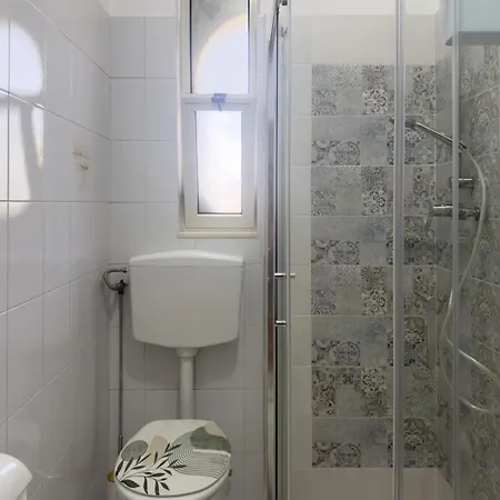 Unit 120 Apartment *